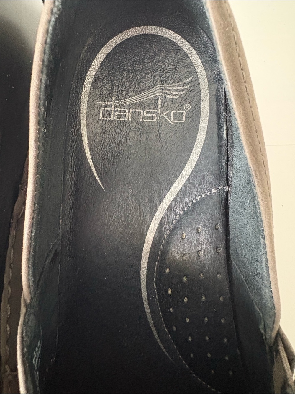 Dansko Taupe Gray Nubuck Leather Slip-On Comfort Clogs EU 40 - Picture 13 of 14